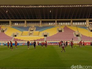 Jamu Persija, Persis Solo Krisis Penyerang Jamu Persija, Persis Solo Krisis Penyerang