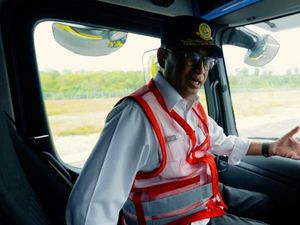 Paradoks Bandara Hantu, Berpacu Melawan Waktu