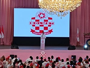 Jokowi ke Relawan soal Pilpres: Koalisi Belum Jelas, Jangan Grasa-grusu Jokowi ke Relawan soal Pilpres: Koalisi Belum Jelas, Jangan Grasa-grusu