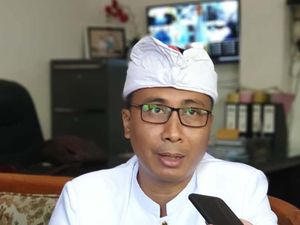 Penyuluh KB yang Jadi Kurir Ganja Jaringan Medan-Bali Dipecat Penyuluh KB yang Jadi Kurir Ganja Jaringan Medan-Bali Dipecat