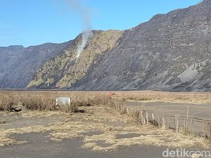 7 Fakta Rombongan Prewedding Lapor Balik TNBTS Soal Kebakaran Bromo 7 Fakta Rombongan Prewedding Lapor Balik TNBTS Soal Kebakaran Bromo