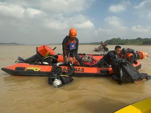 Remaja Tenggelam di Sungai Batanghari, Sempat Terekam hingga Viral Remaja Tenggelam di Sungai Batanghari, Sempat Terekam hingga Viral