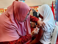 Dinkes Kota Blitar Digelontor 2 Ribu Vaksin HPV Cegah Kanker Serviks