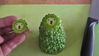 Unik! Sayur dan Buah Ini Bentuknya Mirip Wajah Manusia hingga Hewan