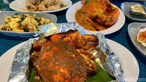 Cicip Kepiting Bakar Berempah Sedap di Bandar Djakarta PIK 2
