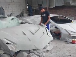 Intip Bengkel Replika Mobil Mewah di Malang, Ada Lamborghini-Jet Car