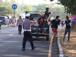 Bonek Nekat ke Madura Diminta Balik Kucing Jelang Laga Derbi Suramadu