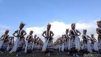 1.290 Penari Tampil Memukau Dalam Festival Gandrung Sewu 2023 di Banyuwangi