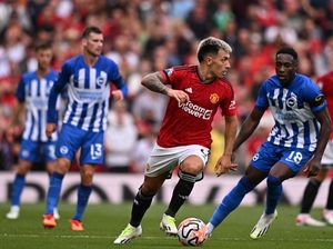 MU Vs Brighton: Performa Martinez Kena Kritik Schmeichel MU Vs Brighton: Performa Martinez Kena Kritik Schmeichel