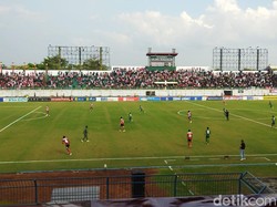 Babak Pertama Derbi Suramadu, Madura United Ungguli Persebaya 1-0