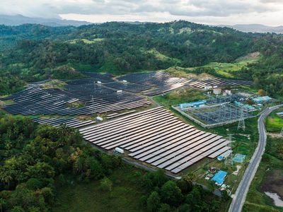 Melihat Ladang Panel Surya Terbesar di Indonesia, PLTS Likupang