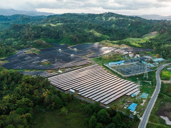 Melihat Ladang Panel Surya Terbesar di Indonesia, PLTS Likupang