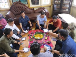 Mengenal Ngidang-Ngobeng, Tradisi Menyajikan Makanan Khas di Palembang