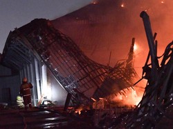 Duka Mendalam Museum Nasional, Gedung-Koleksi Dilalap Si Jago Merah