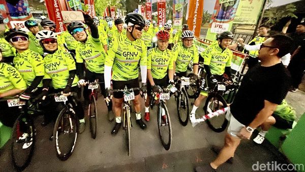 Ribuan Peserta Ramaikan Balap Sepeda Internasional GFNY Bali 2023