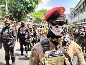 Semarak Kirab HUT TNI AL ke-78 di Surabaya, Ada Parade Drum Band-Alutsista Semarak Kirab HUT TNI AL ke-78 di Surabaya, Ada Parade Drum Band-Alutsista