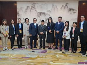 Wapres Maruf: RI-China Memiliki Visi Sama soal Kemajuan Pembangunan Wapres Maruf: RI-China Memiliki Visi Sama soal Kemajuan Pembangunan