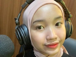 Berawal dari Garasi, Yasmin Kini Jual Jilbab hingga Cuan Miliaran