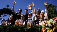 Angkat Gelas! Festival Bir Terbesar Dunia Oktoberfest Dimulai Lagi