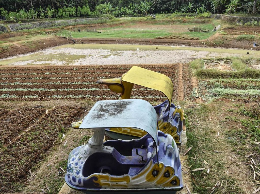 Kekeringan di Jabar, Bikin Tempat Wisata Air Sampai Kering Kerontang! Kekeringan di Jabar, Bikin Tempat Wisata Air Sampai Kering Kerontang!