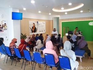 699 Eks Karyawan Pabrik Rokok Pailit di Blitar Ramai-ramai Cairkan JHT