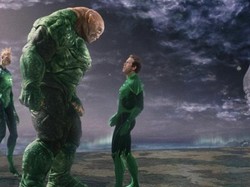 Sinopsis Green Lantern: Pahlawan Super dengan Kekuatan Cincin Ajaib