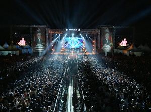 Ganjar Pranowo Festival Ke-8 Gandeng Musisi-Ratusan UMKM Lokal Ganjar Pranowo Festival Ke-8 Gandeng Musisi-Ratusan UMKM Lokal