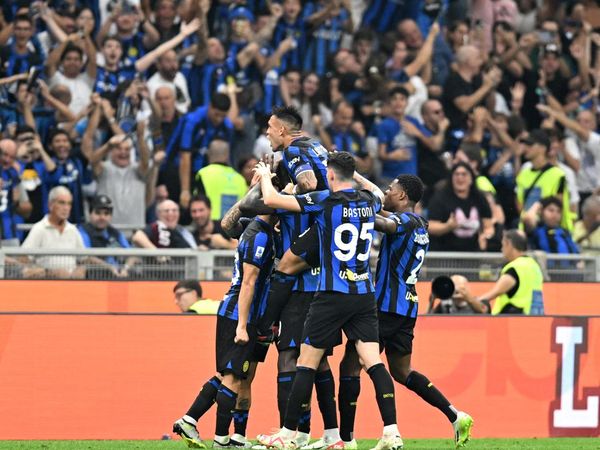 Bukti Kota Milan Biru!