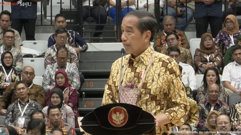 Jokowi: Di Jakarta Pohon Kurang, Kendaraan Banyak, yang Terjadi Polusi