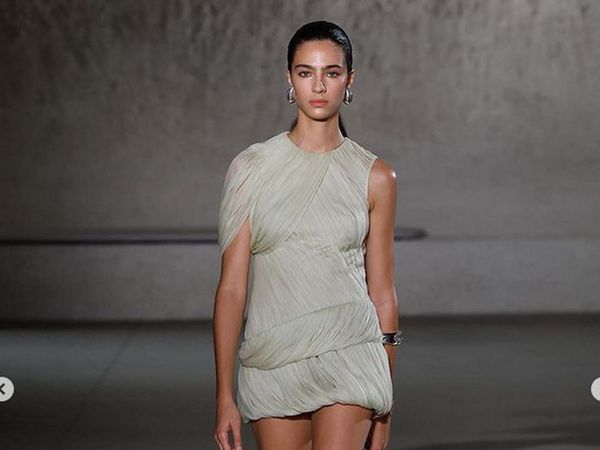 10 Koleksi Tory Burch Spring/Summer 2024, Gaya Elegan yang Effortless