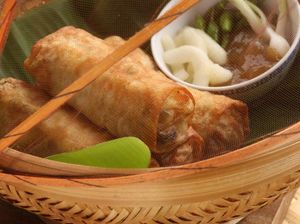 20 Lumpia khas Semarang yang Padat Ada di Sini