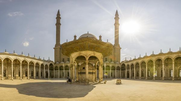 Masjid Lawas Ini Punya Menara Tertinggi Seantero Mesir