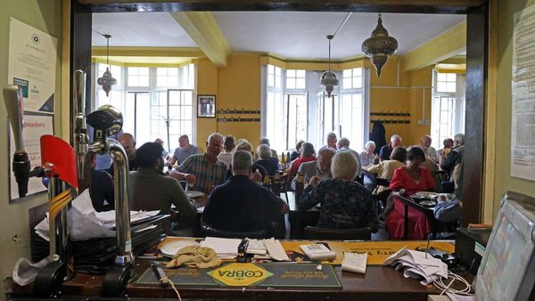 Nasib Restoran Kari India Bersejarah di London Berganti Jadi Hotel