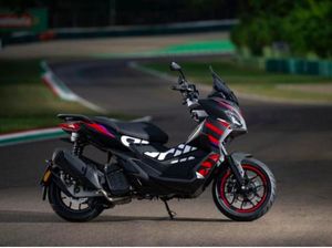 Aprilia SR GT Tampil Garang dengan Livery MotoGP Aprilia SR GT Tampil Garang dengan Livery MotoGP