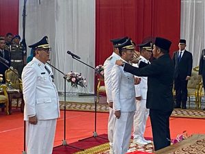 Ratu Dewa Dilantik Jadi Pj Wali Kota Palembang Gantikan Harnojoyo