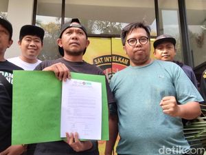 Bonek Akan Demo Besar-besaran Minta Derbi Jatim Tetap Digelar di GBT