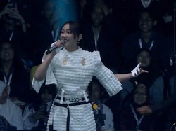 Pecah! Happy Asmara Ajak Peserta Ambyar Bareng di Puncak Festival LIKE