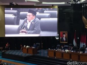PKS Ungkap Dugaan Pungli Rp 50 Ribu Antrean Subsidi Pangan Warga di Jakut