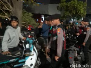Balap Liar di Surabaya Kian Marak Saat Ramadan, Warga Resah Balap Liar di Surabaya Kian Marak Saat Ramadan, Warga Resah