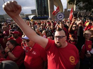 Akhiri Mogok, Pekerja Produsen Mobil Ini Bakal Naik Gaji 33%