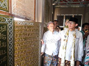 Sandiaga Kembangkan Wisata Religi Berbasis Masjid, Dimulai dari Lasem Sandiaga Kembangkan Wisata Religi Berbasis Masjid, Dimulai dari Lasem