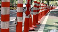 Waduh, Stick Cone Jalur Sepeda di Jalan Palmerah Timur Rusak