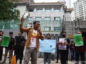 Buntut Kasus Rempang, Kedubes China di Jakarta Didemo
