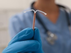 KB IUD Bikin Sakit saat Bercinta? Ini Saran Dokter untuk Mengatasinya