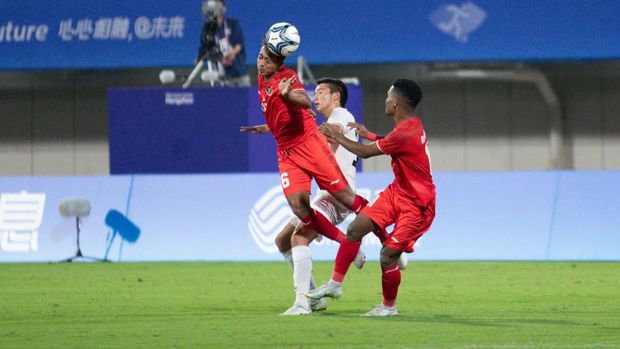 Timnas Indonesia U-24 memulai kiprah di Asian Games 2023 dengan menghadapi Kirgistan pada laga Grup F cabang sepakbola yang digelar di Zheijang Normal University East Stadium, China, Selasa (19/9/2023).