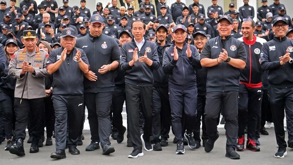 Momen Jokowi Lepas Kontingen Indonesia ke Asian Games