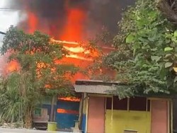 Rumah Warga Kota Mojokerto Rata dengan Tanah Setelah Ludes Terbakar