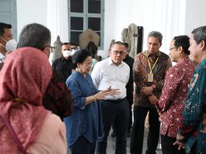 Pesan Megawati ke Nadiem Usai Tinjau Museum Nasional yang Terbakar