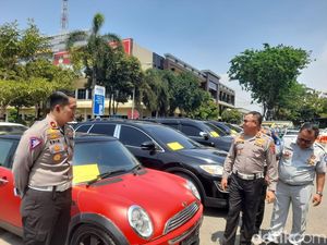 102 Mobil Terjaring Operasi Zebra Semeru Disita gegara STNK Mati 5 Tahun