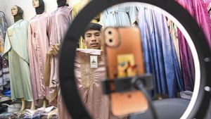 Ini Tanah Abang atau e-Commerce?